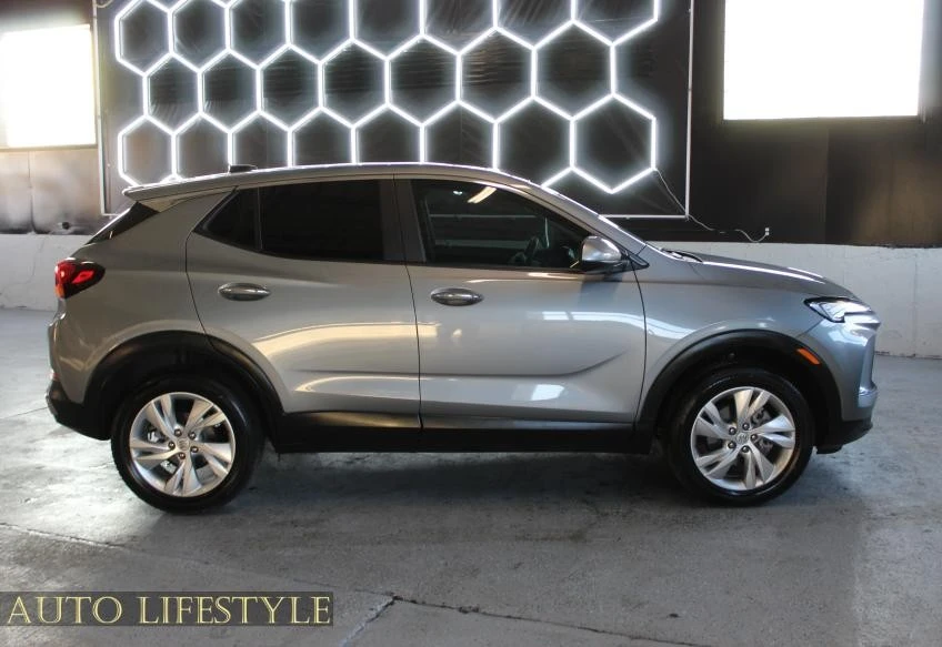 2025 Buick Encore GX - Image 12 of 21
