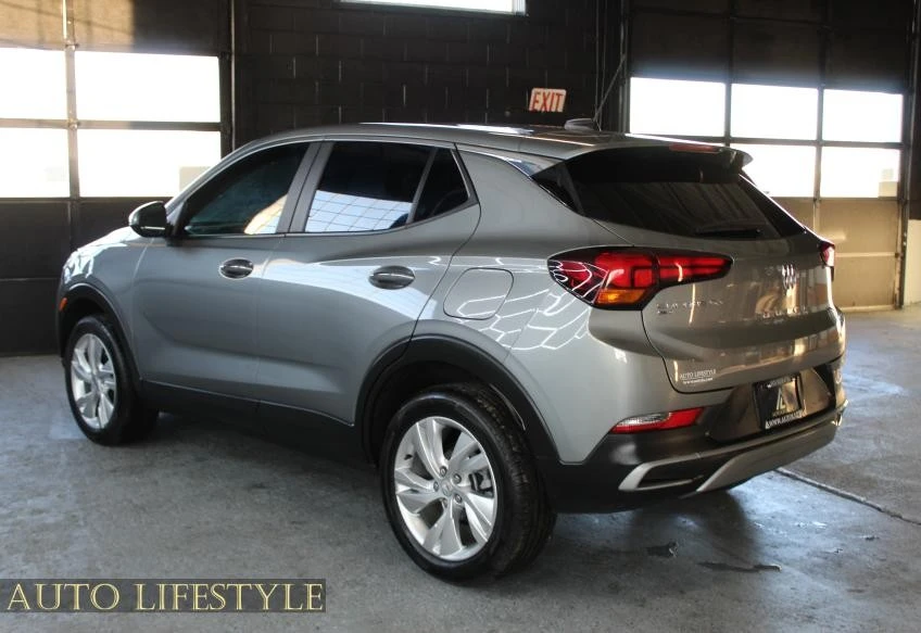 2025 Buick Encore GX - Image 10 of 21