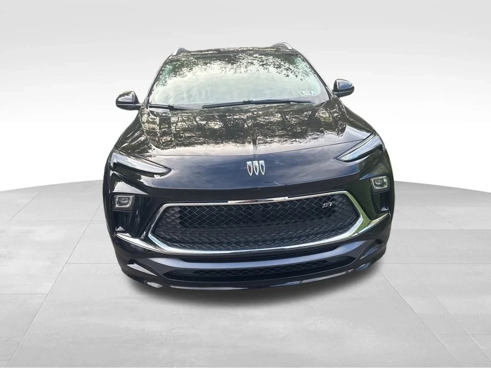 2025 Buick Encore GX - Image 7 of 12