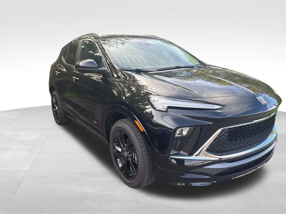 2025 Buick Encore GX - Image 10 of 12