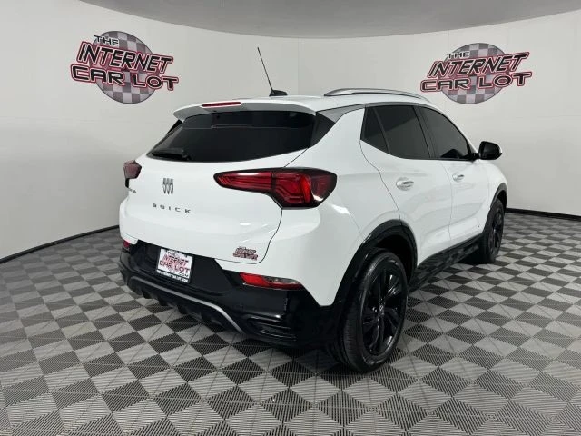 2025 Buick Encore GX - Image 7 of 12