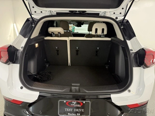 2025 Buick Encore GX - Image 7 of 12