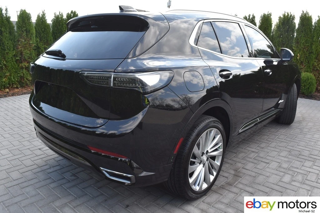 2025 Buick Envision - Image 5 of 24