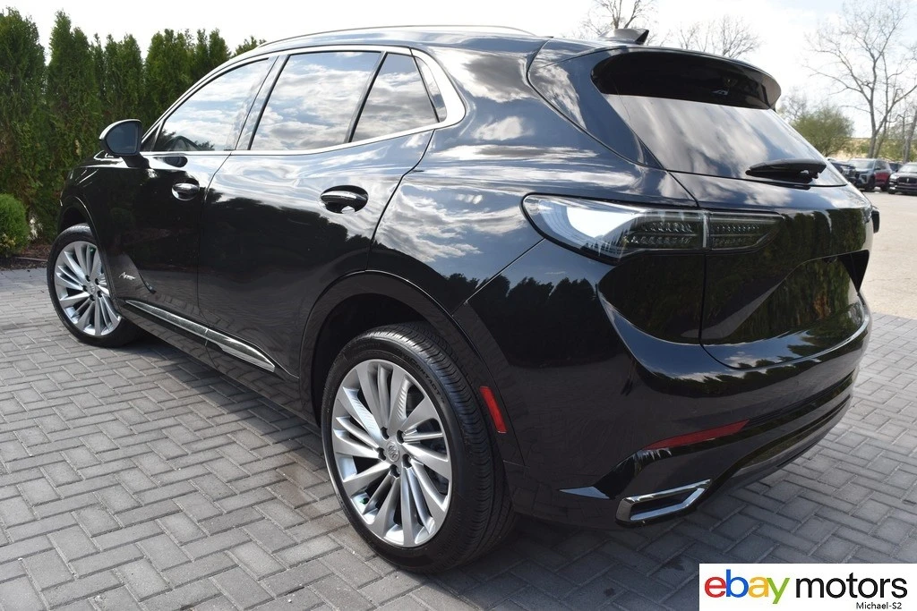 2025 Buick Envision - Image 7 of 24