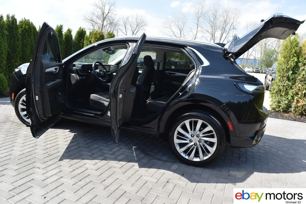 2025 Buick Envision - Image 19 of 24