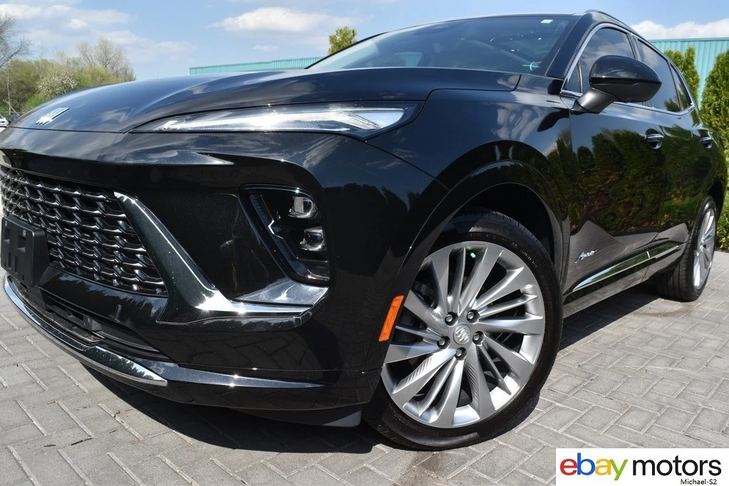 2025 Buick Envision - Image 23 of 24