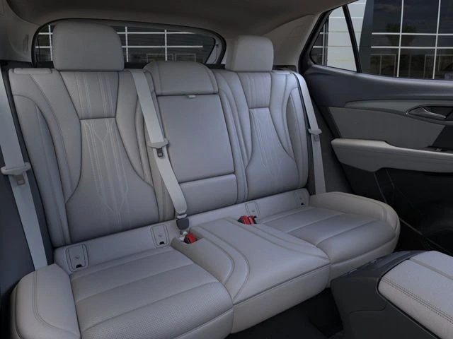 2025 Buick Envision - Image 17 of 21
