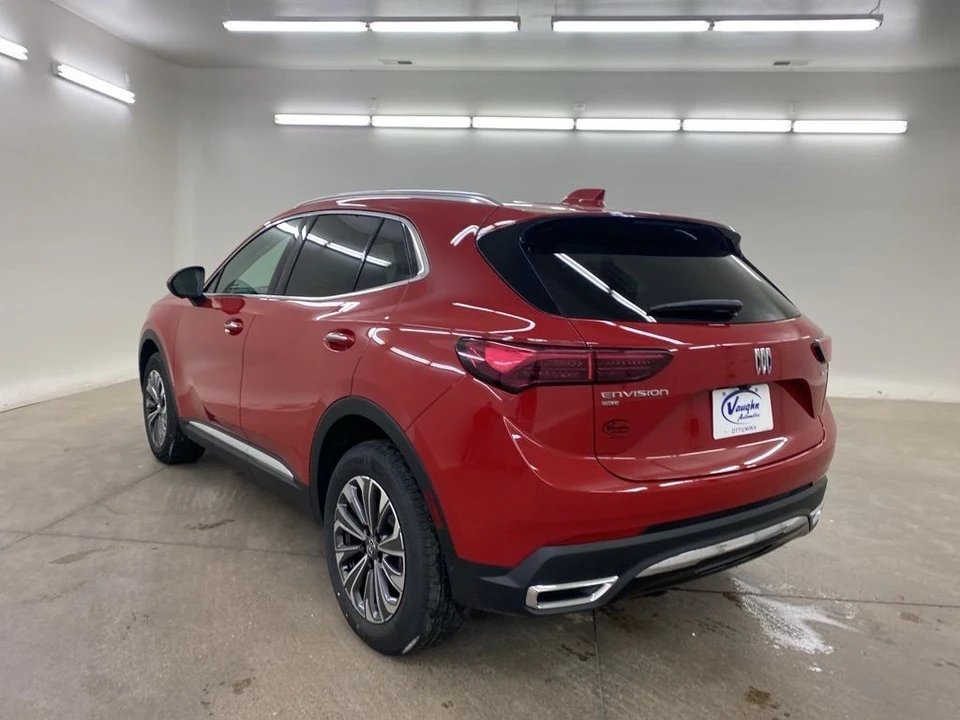 2025 Buick Envision - Image 7 of 12
