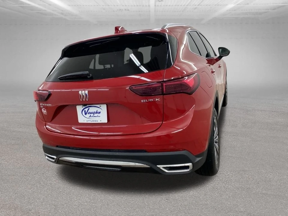 2025 Buick Envision - Image 10 of 12