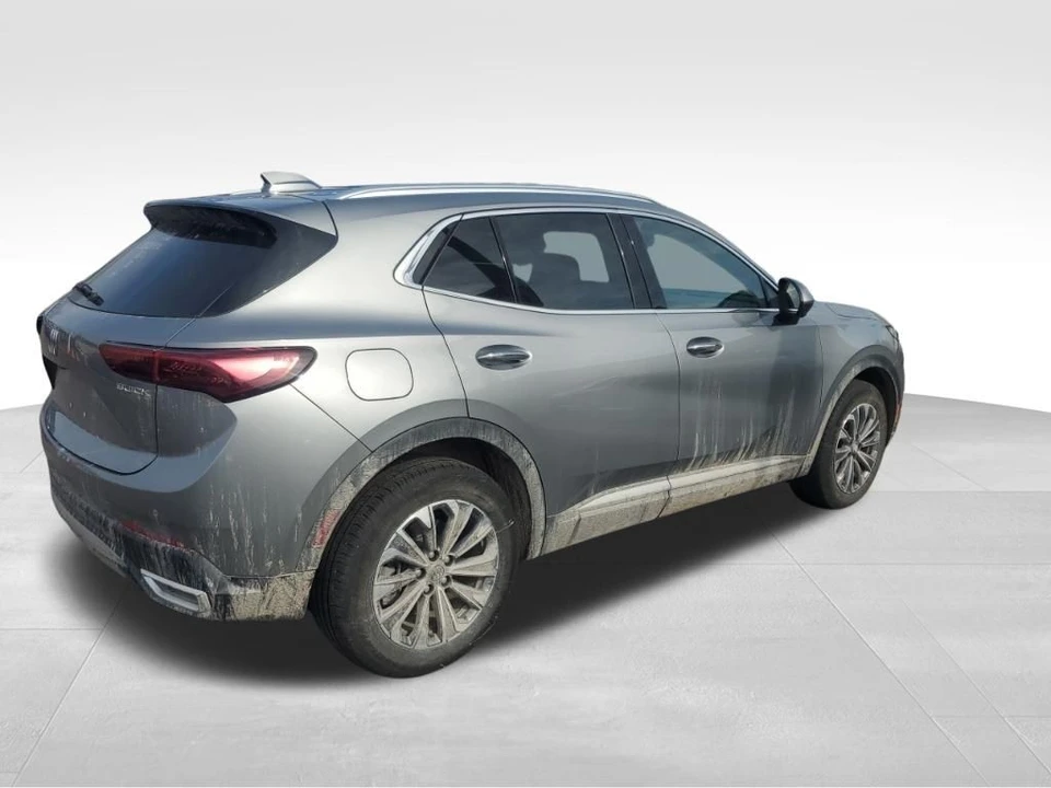 2025 Buick Envision - Image 5 of 12