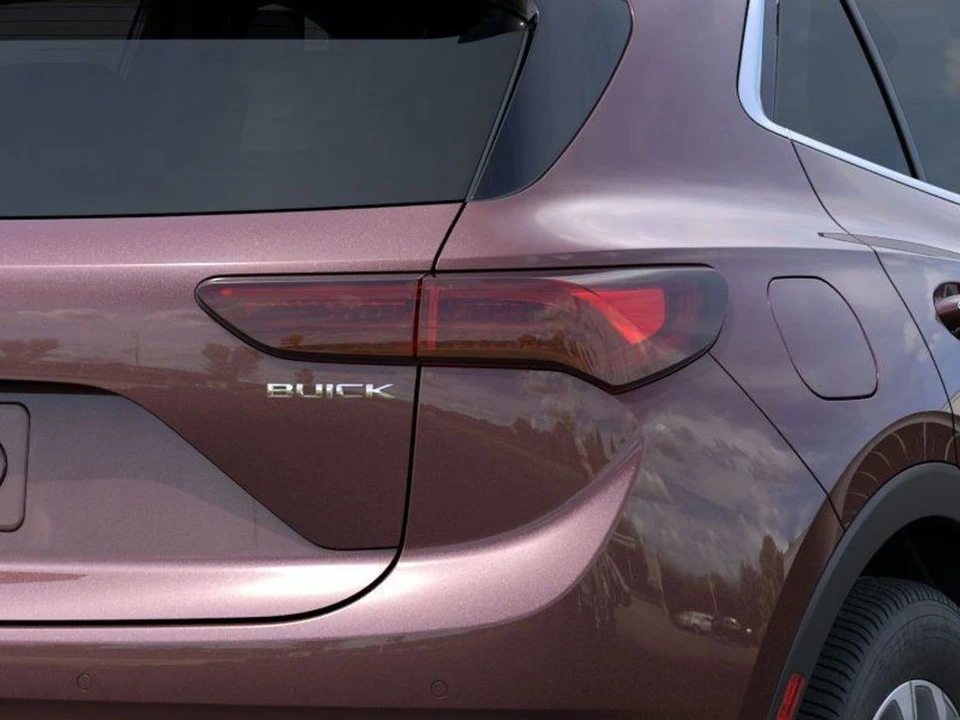 2025 Buick Envision - Image 11 of 21