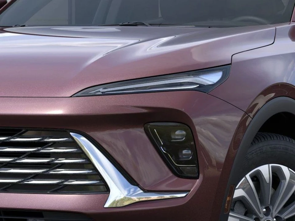 2025 Buick Envision - Image 10 of 21