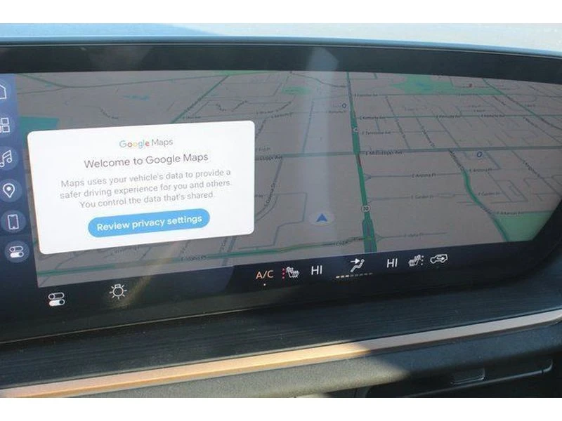 2025 Buick Envision - Image 3 of 20