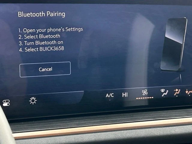 2025 Buick Envision - Image 10 of 12