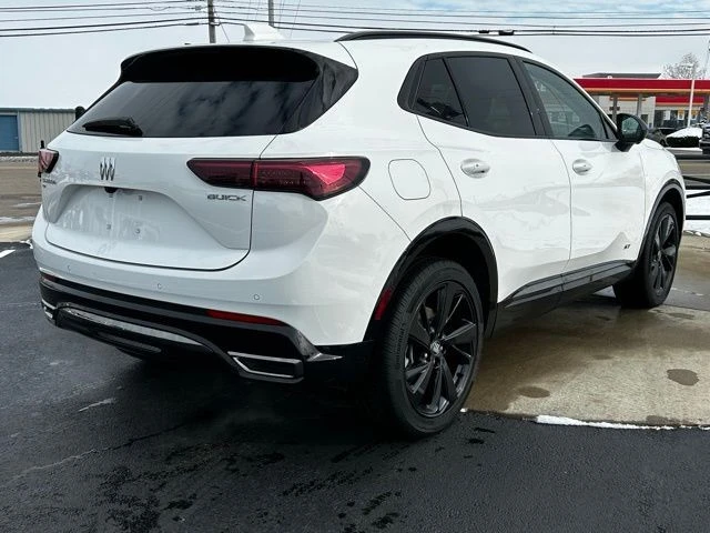 2025 Buick Envision - Image 8 of 12