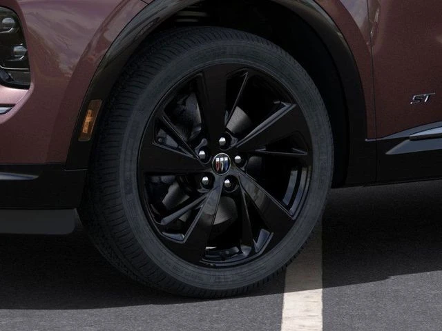 2025 Buick Envision - Image 9 of 21