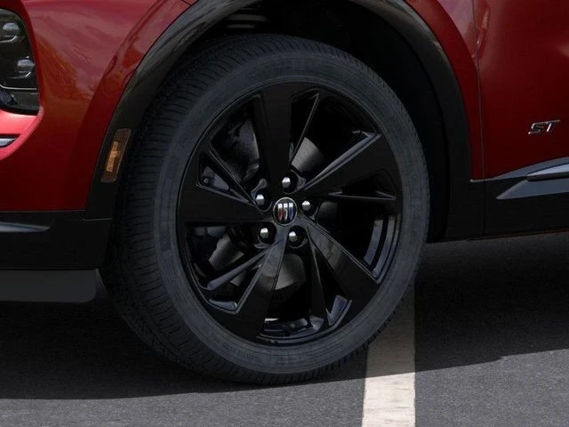 2025 Buick Envision - Image 9 of 21