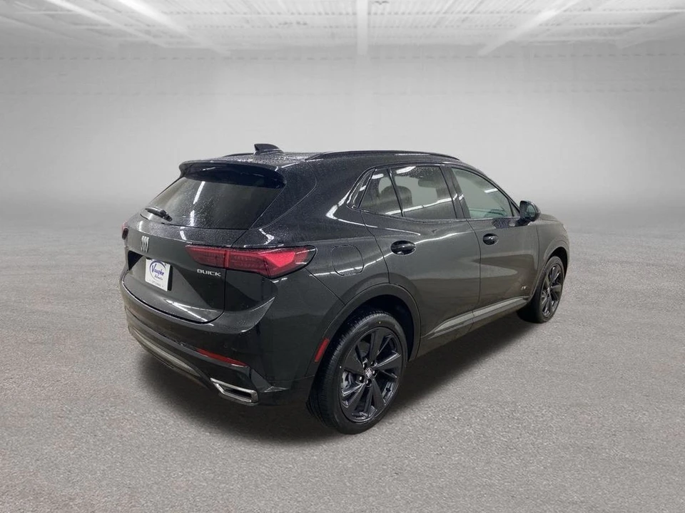 2025 Buick Envision - Image 11 of 12