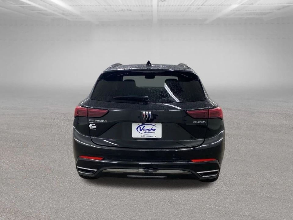 2025 Buick Envision - Image 9 of 12