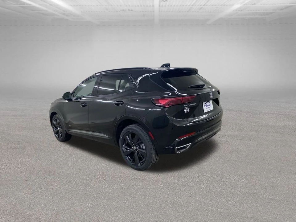 2025 Buick Envision - Image 7 of 12