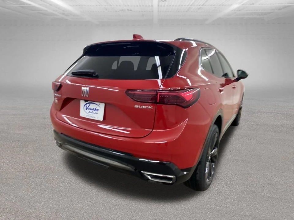 2025 Buick Envision - Image 10 of 12