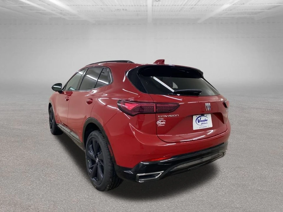 2025 Buick Envision - Image 8 of 12