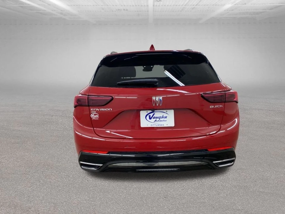 2025 Buick Envision - Image 9 of 12