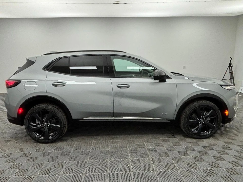 2025 Buick Envision - Image 12 of 12