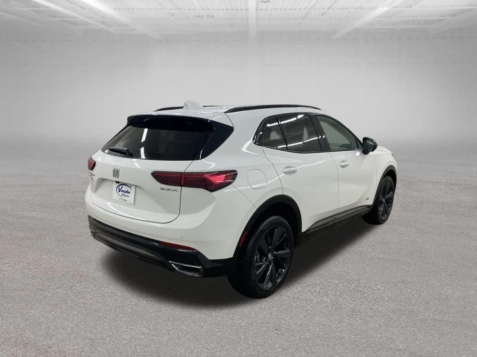 2025 Buick Envision - Image 11 of 12