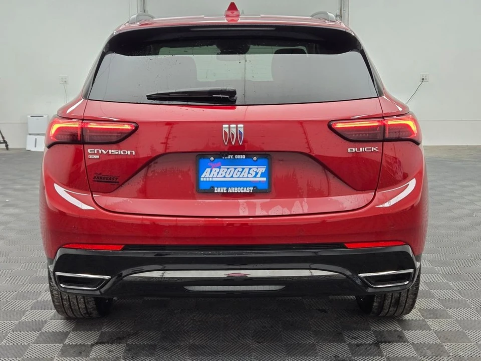 2025 Buick Envision - Image 13 of 21