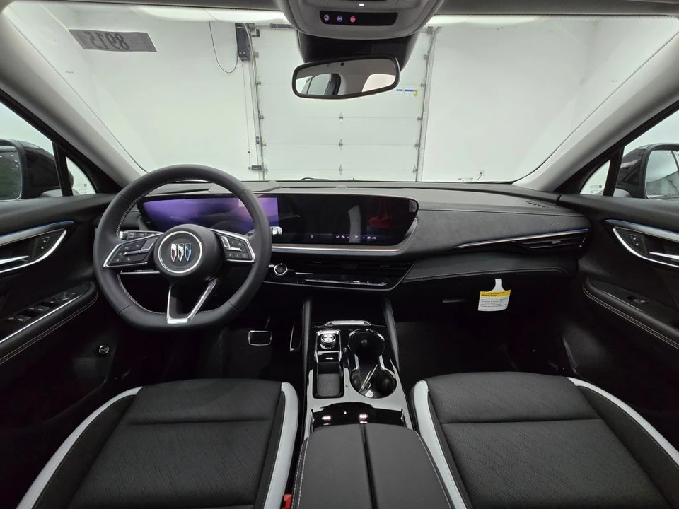 2025 Buick Envision - Image 2 of 12