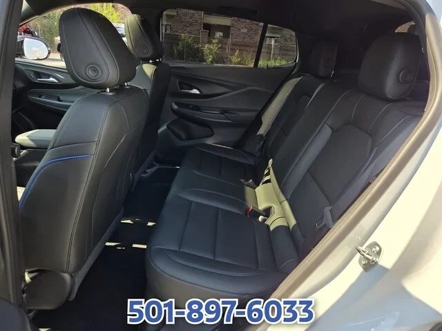2025 Buick Envision - Image 9 of 12