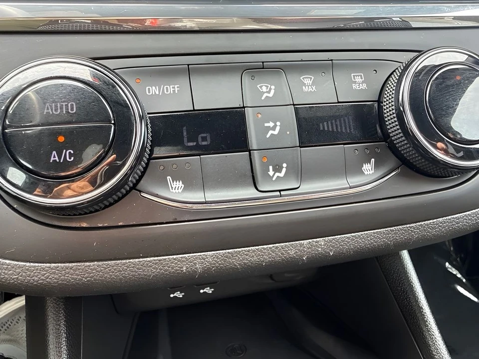2025 Buick - Image 14 of 25