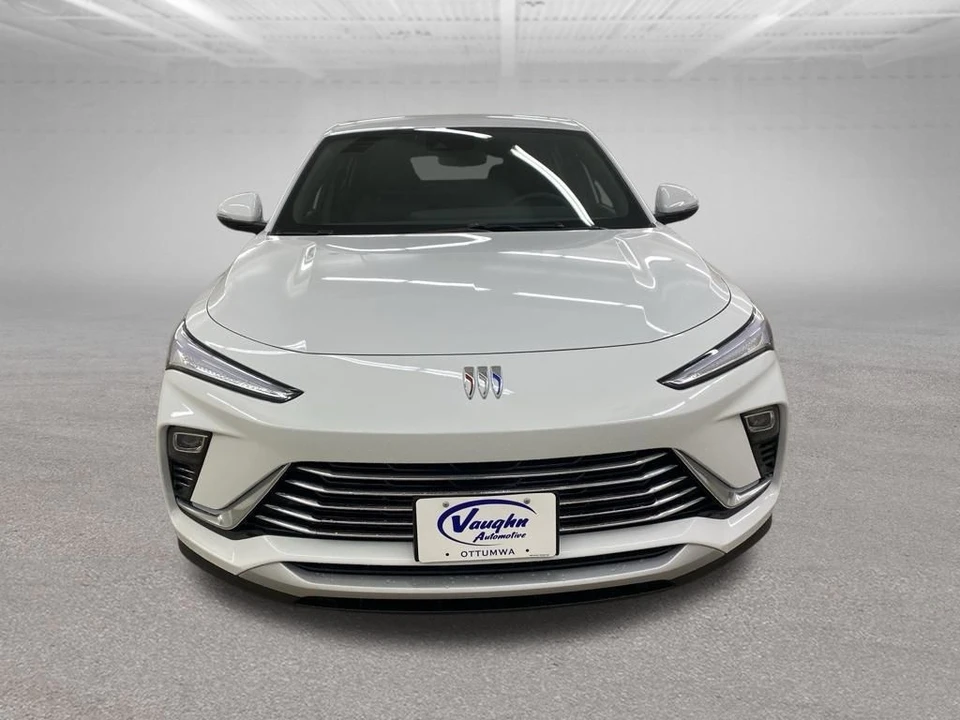 2025 Buick - Image 3 of 12