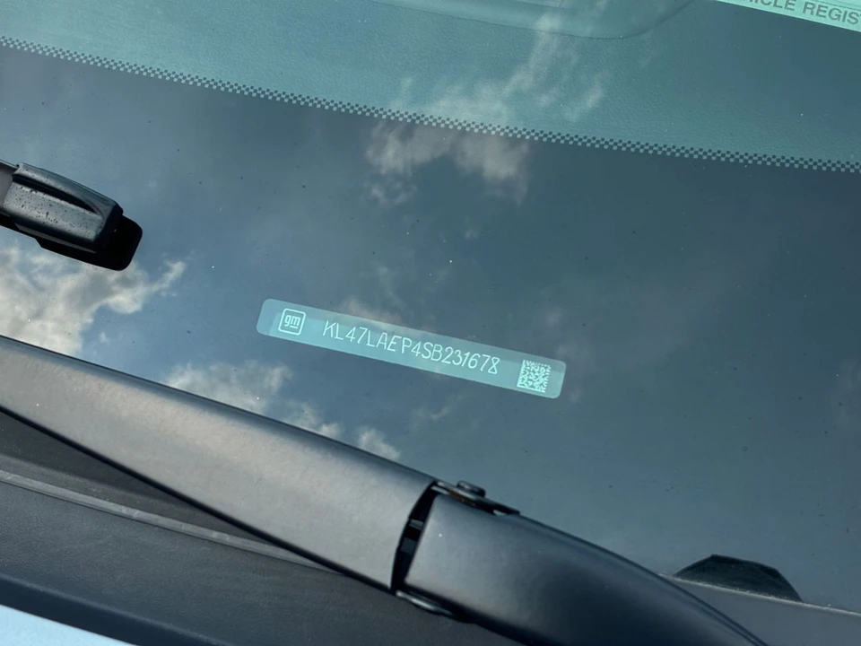 2025 Buick Envision - Image 24 of 31