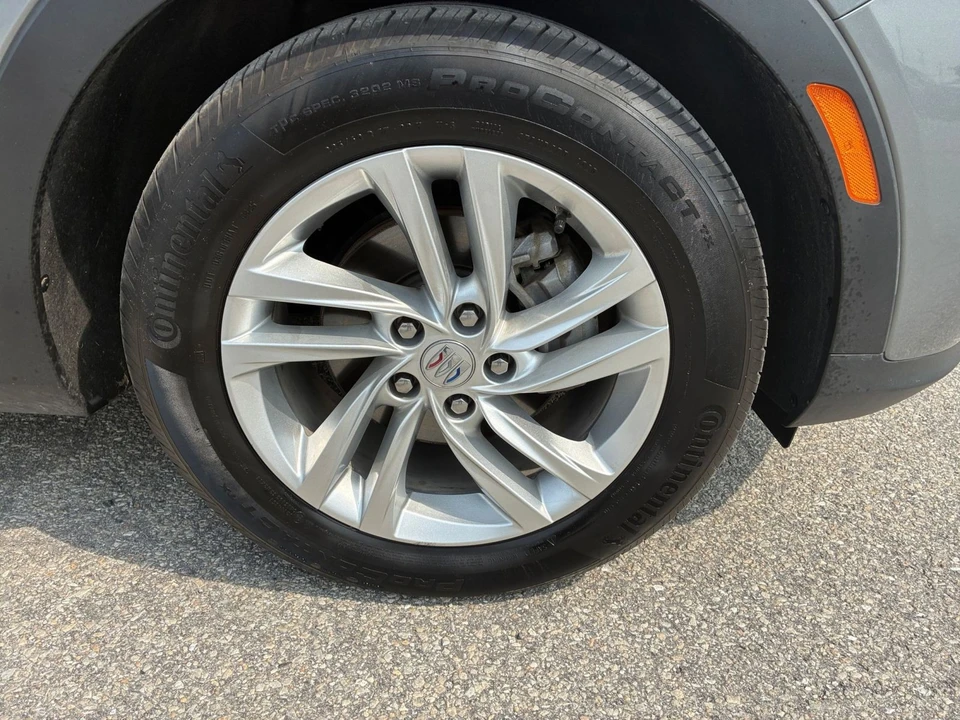 2025 Buick Envision - Image 26 of 31