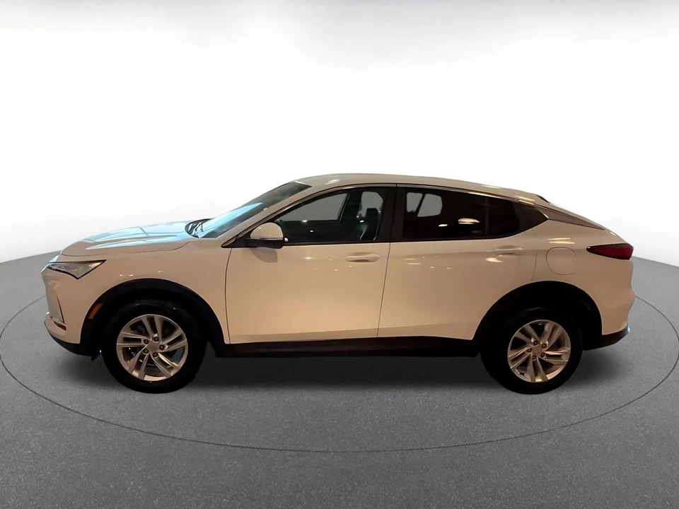 2025 Buick - Image 12 of 31