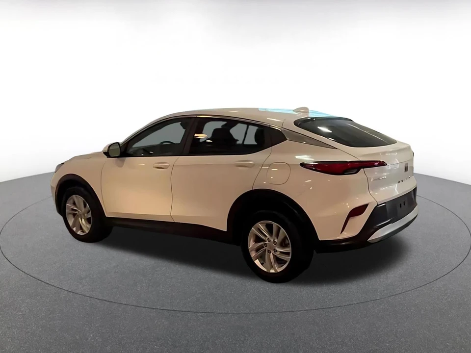 2025 Buick - Image 14 of 31