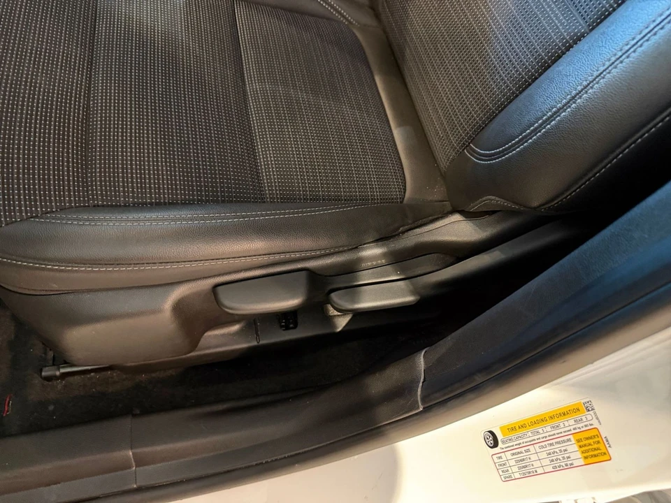 2025 Buick - Image 23 of 31