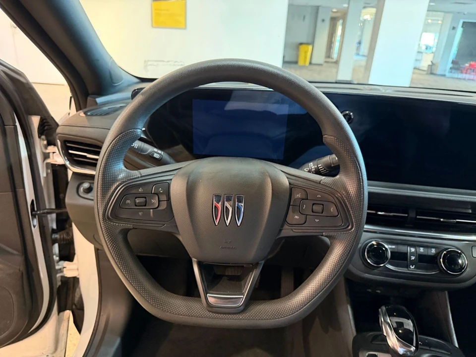 2025 Buick - Image 28 of 31