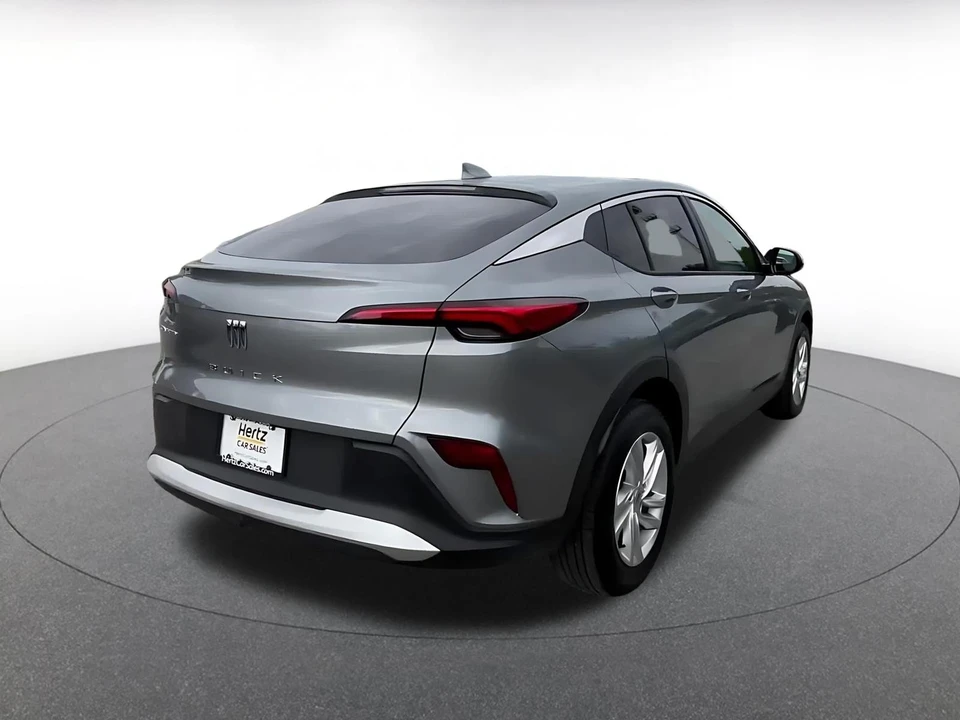 2025 Buick - Image 16 of 31