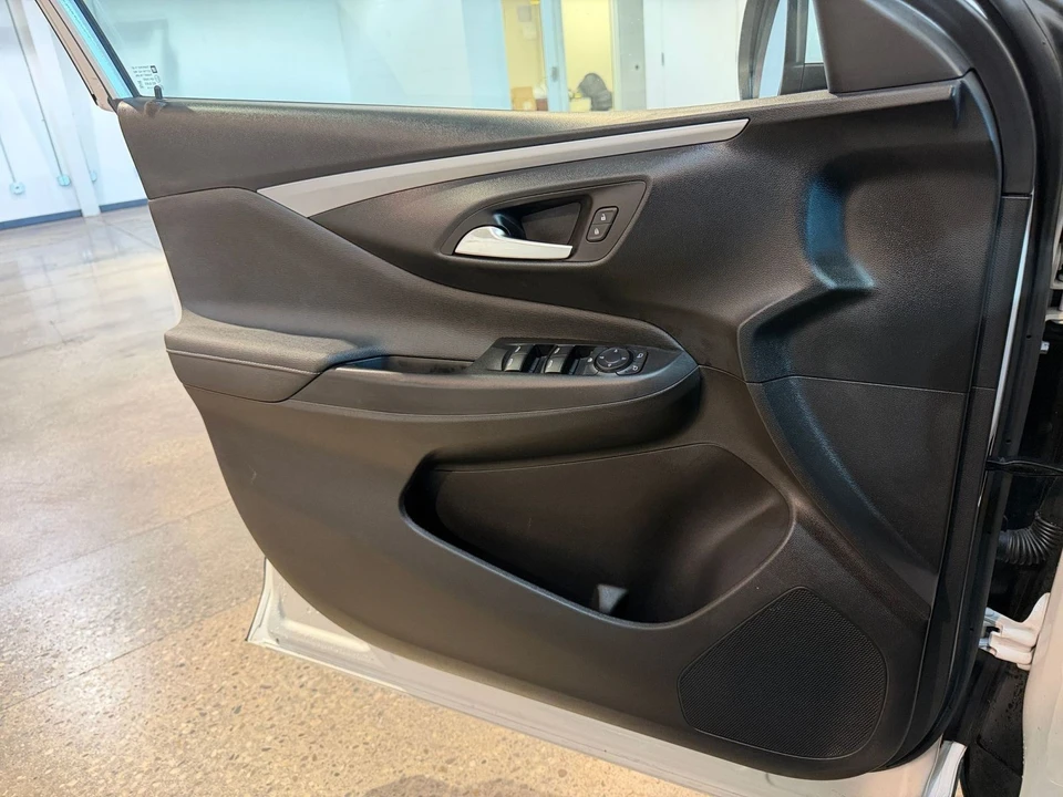 2025 Buick - Image 20 of 31