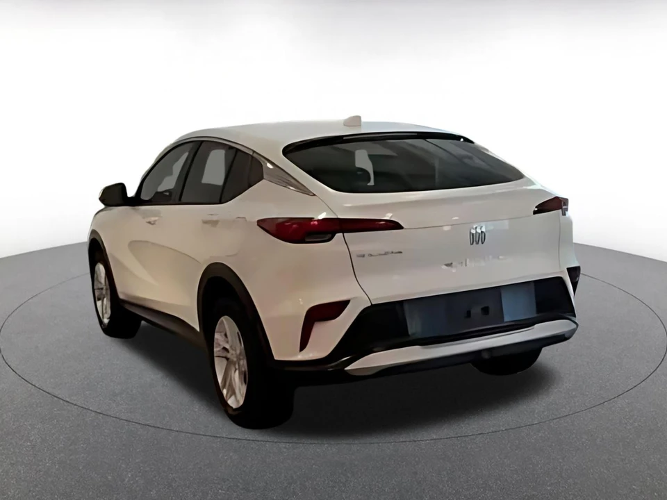 2025 Buick - Image 16 of 31