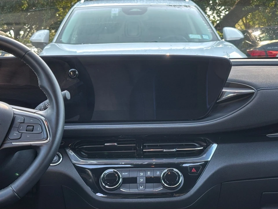 2025 Buick - Image 21 of 31