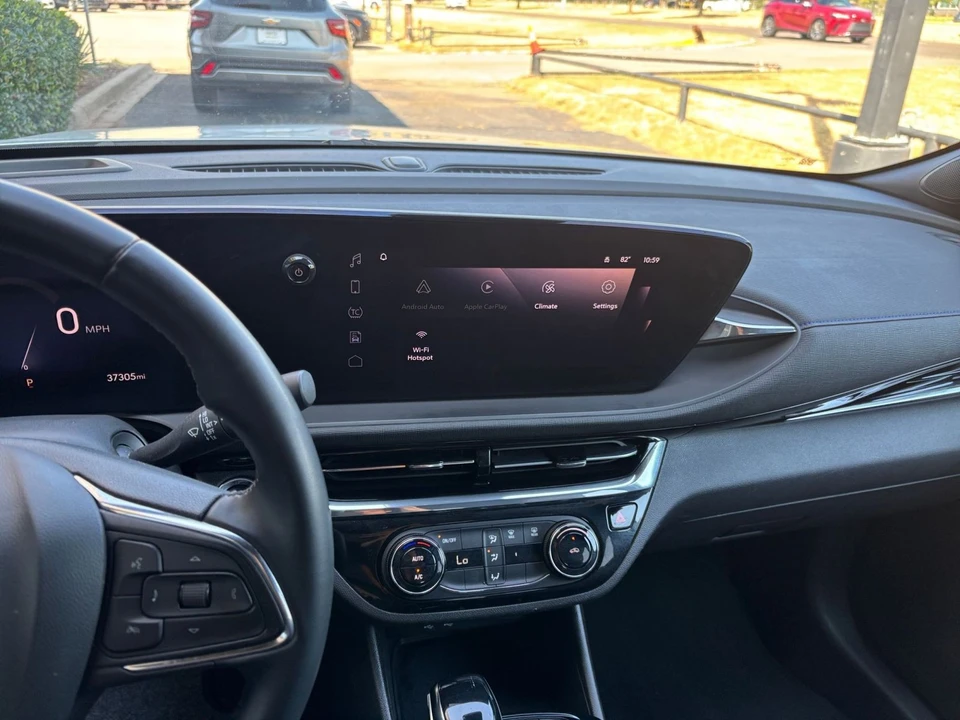 2025 Buick - Image 18 of 31