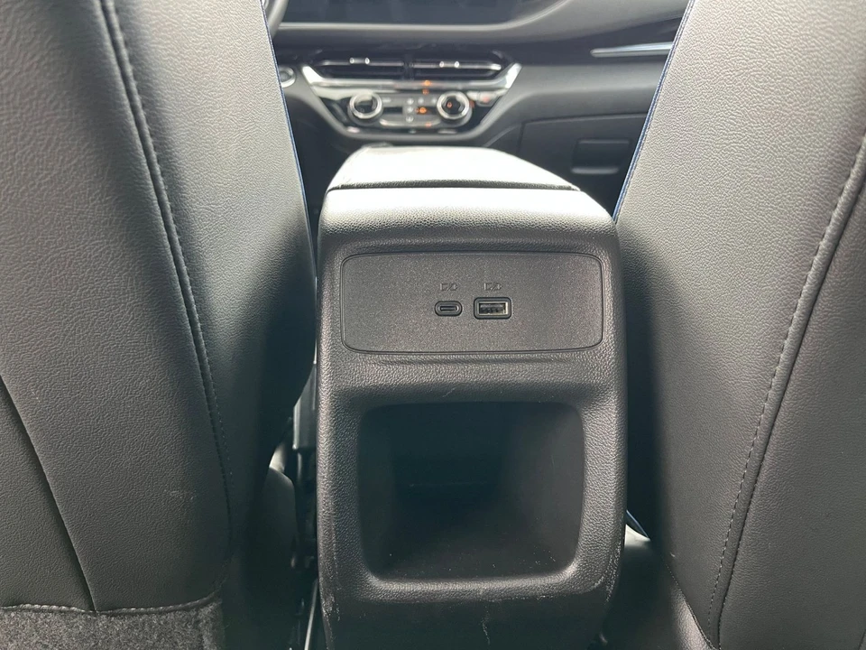 2025 Buick Envision - Image 23 of 31