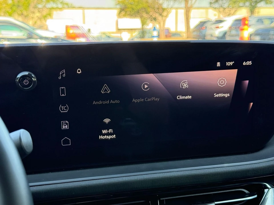 2025 Buick - Image 21 of 31