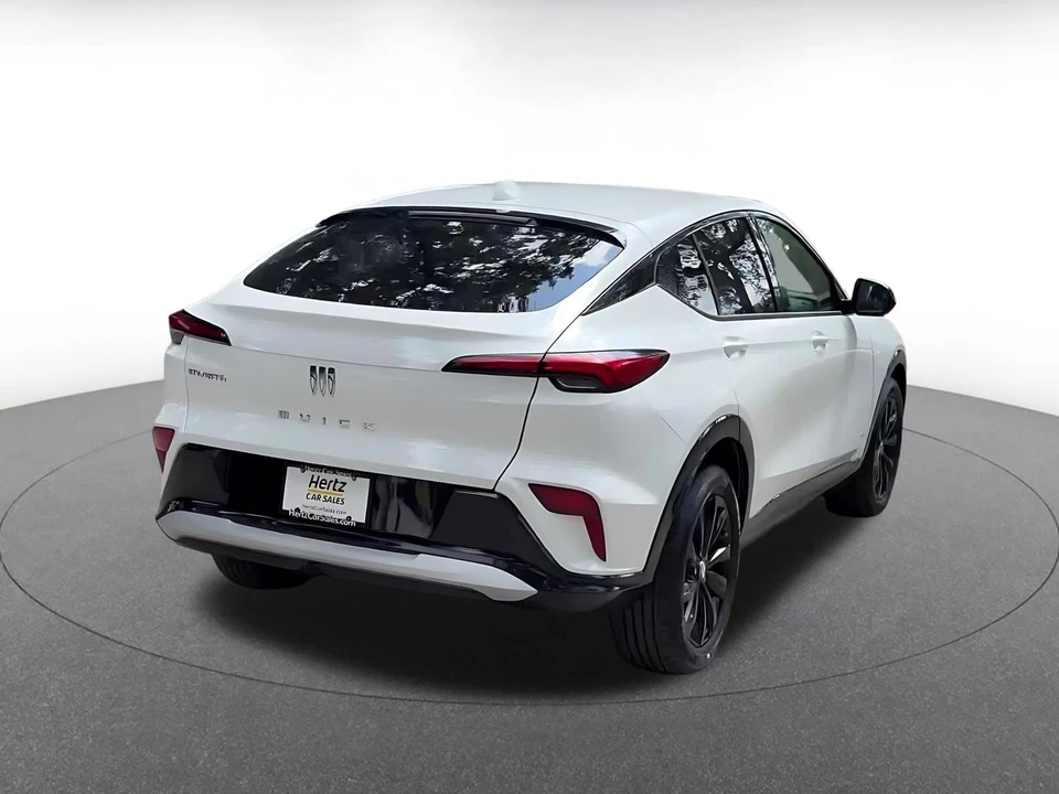 2025 Buick - Image 15 of 31