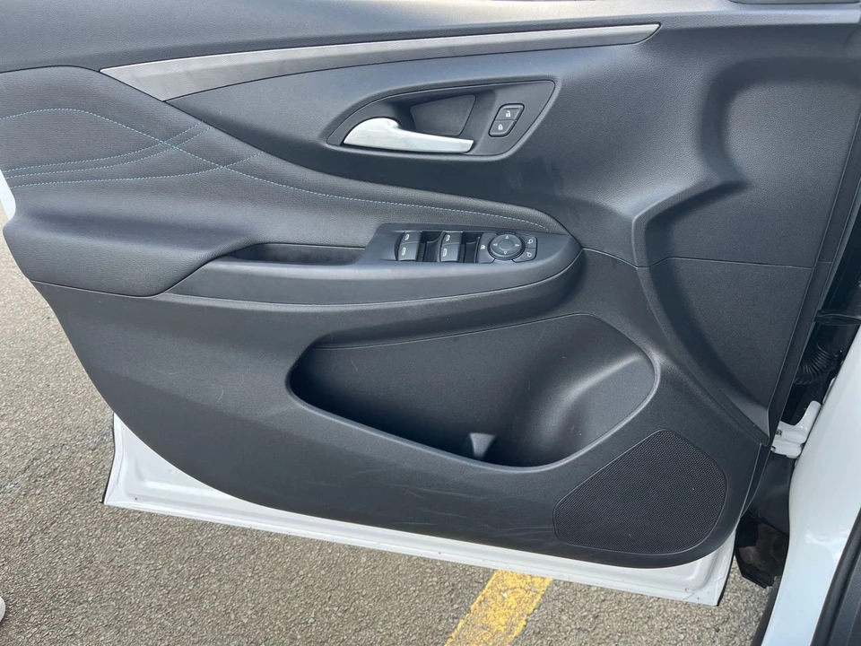 2025 Buick - Image 20 of 31
