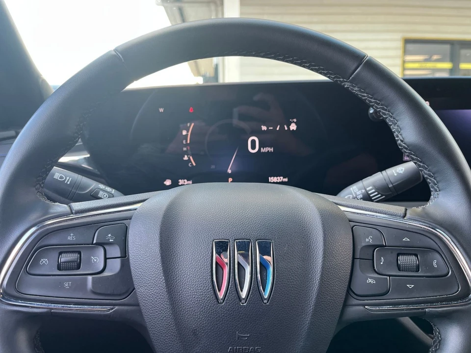 2025 Buick - Image 30 of 31